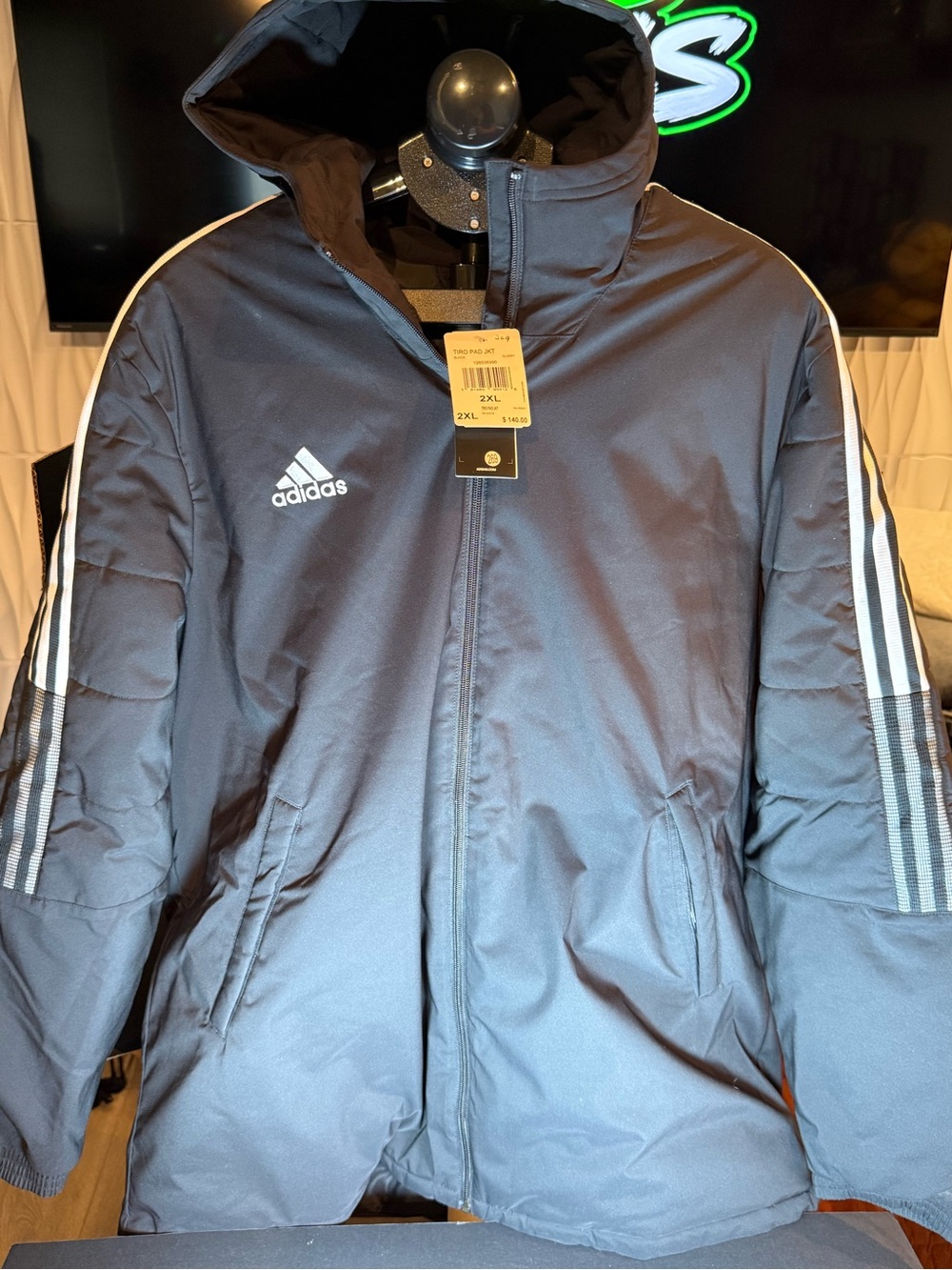 Adidas Men's Black Hooded Puffer Jacket size XXL